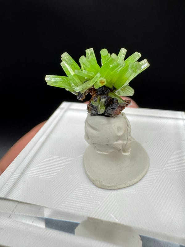 Pyromorphite from Guangxi, China, individual mineral specimen view 6