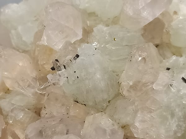 Babingtonite (source-recorded) from Yunnan, China, individual mineral specimen view 1