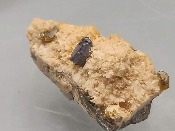 Sphalerite from Jiangxi, China, individual mineral specimen view 3