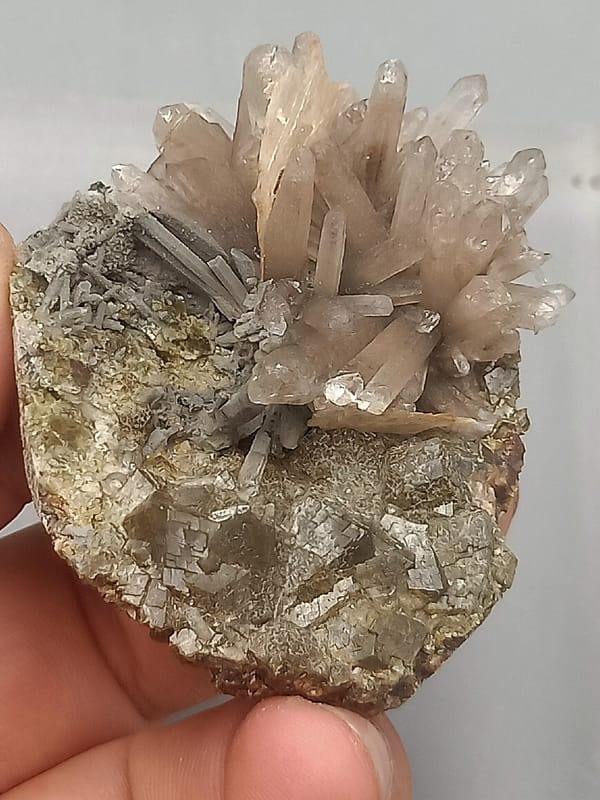 Quartz from Inner Mongolia, China, individual mineral specimen view 6