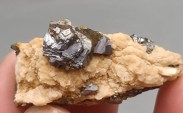 Sphalerite from Jiangxi, China, individual mineral specimen view 5