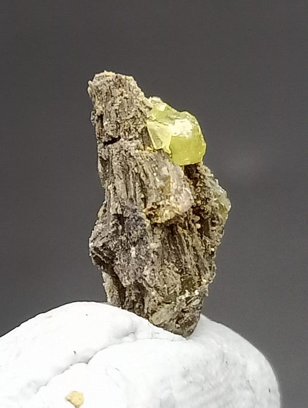 Unidentified mineral from Hunan, China, individual mineral specimen view 4