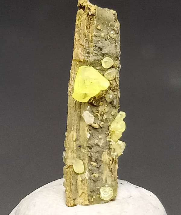 Unidentified mineral from Hunan, China, individual mineral specimen view 1