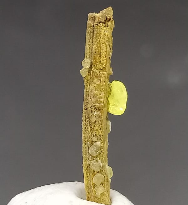 Unidentified mineral from Hunan, China, individual mineral specimen view 4