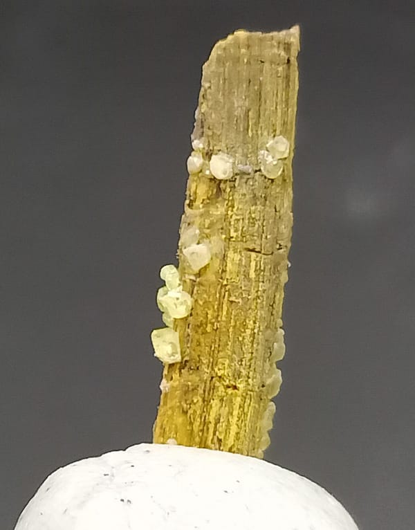 Unidentified mineral from Hunan, China, individual mineral specimen view 5