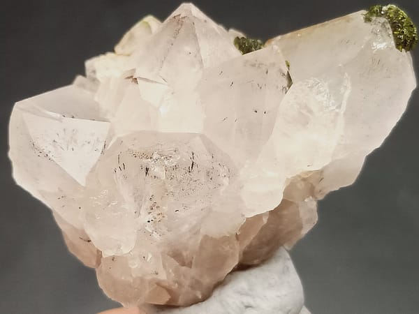 Quartz from Sichuan, China, individual mineral specimen view 1