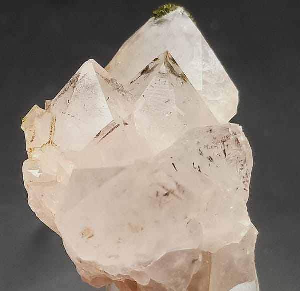Quartz from Sichuan, China, individual mineral specimen view 2