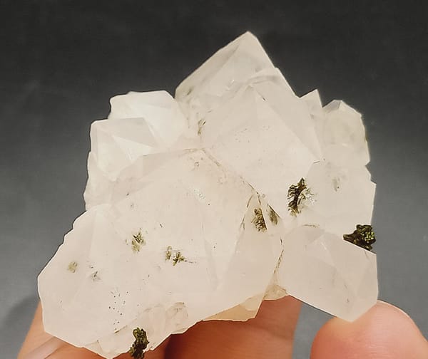Quartz from Sichuan, China, individual mineral specimen view 4