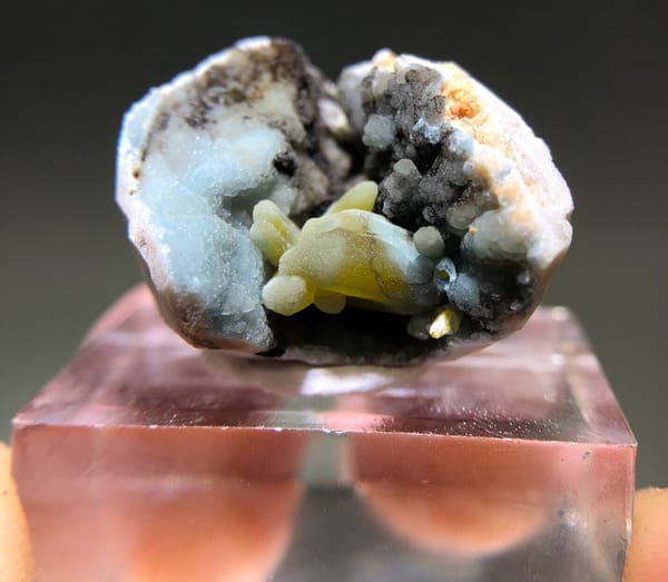 Plumbogummite from Guangxi, China, individual mineral specimen view 1