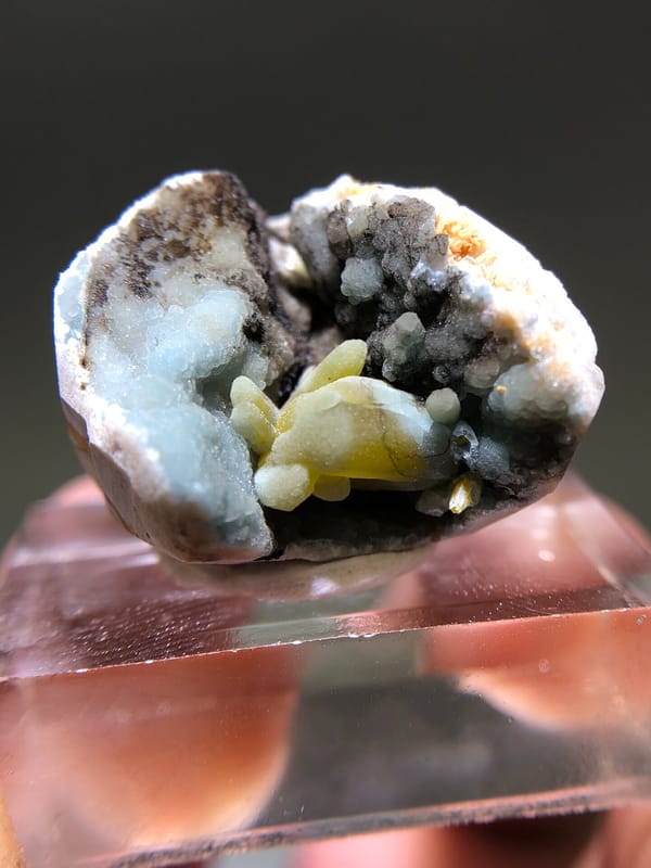Plumbogummite from Guangxi, China, individual mineral specimen view 2