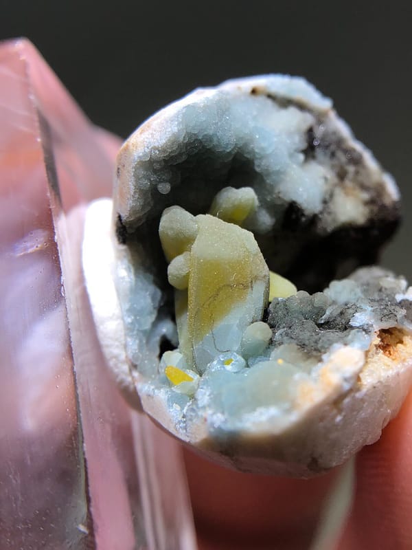 Plumbogummite from Guangxi, China, individual mineral specimen view 5