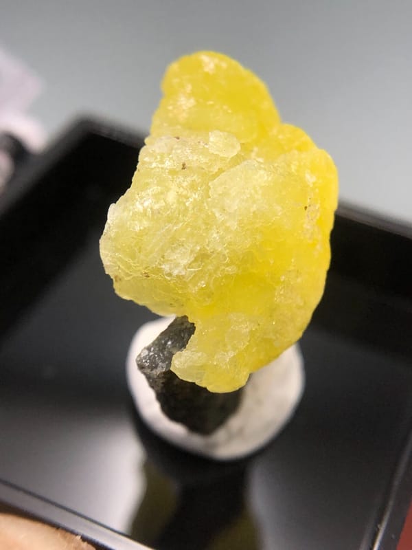 Brucite from Pakistan, individual mineral specimen view 3