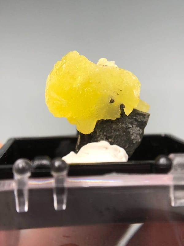 Brucite from Pakistan, individual mineral specimen view 6