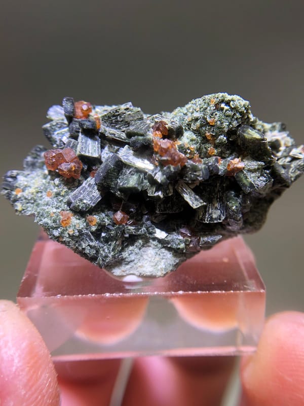 Grossular from Zhaoqing, Guangdong, China, individual mineral specimen view 1