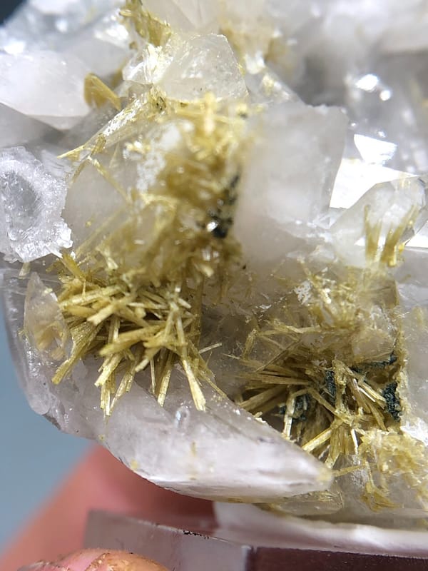 Quartz from Sanming, Fujian, China, individual mineral specimen view 2