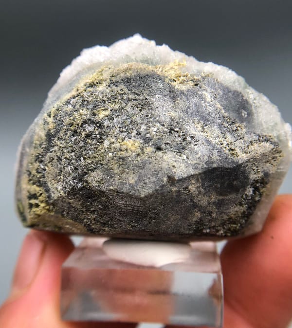 Quartz from Sanming, Fujian, China, individual mineral specimen view 7