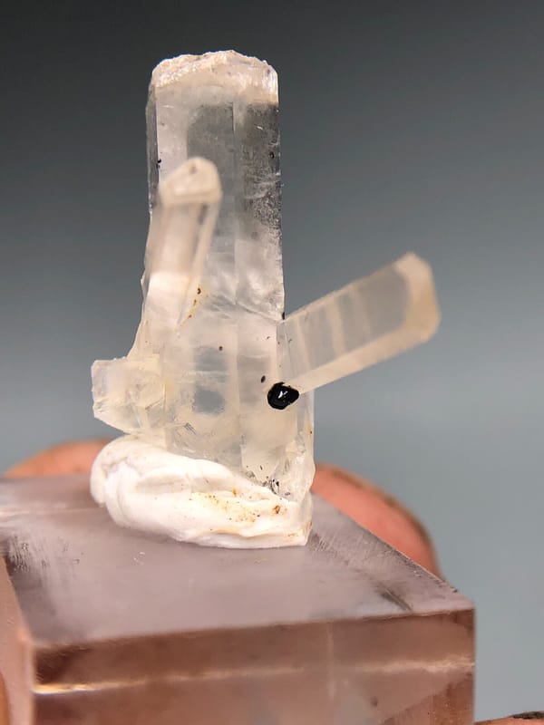 Quartz from Guangdong, China, individual mineral specimen view 5