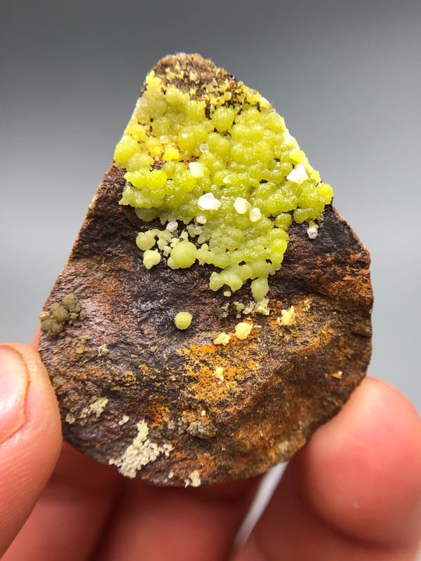 Pale Cerussite over Lime-Green Pyromorphite Globules