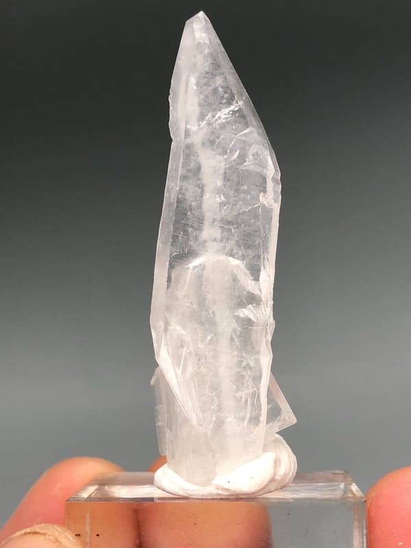 Quartz from Pakistan, individual mineral specimen view 4