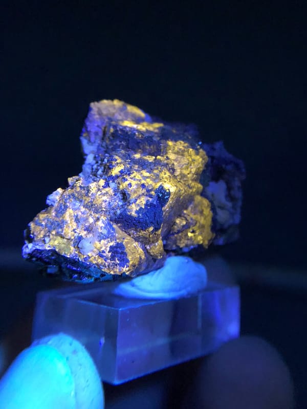 Marmatite (iron-rich sphalerite) from Jiangxi, China, individual mineral specimen view 1