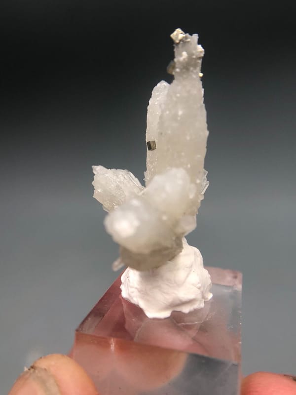 Quartz from Shangbao Mine, Leiyang, Hunan, China, individual mineral specimen view 3
