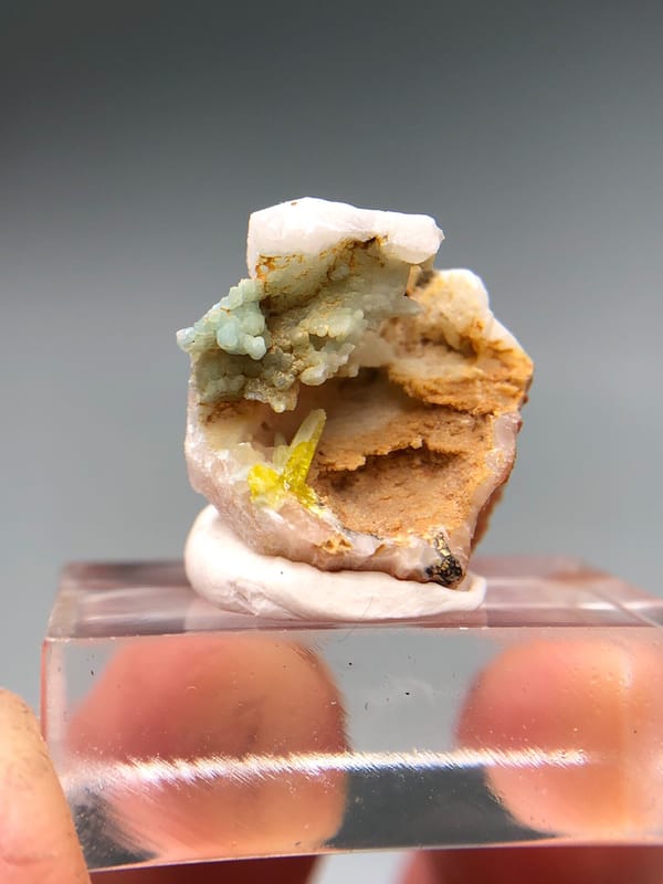 Plumbogummite from Guangxi, China, individual mineral specimen view 2