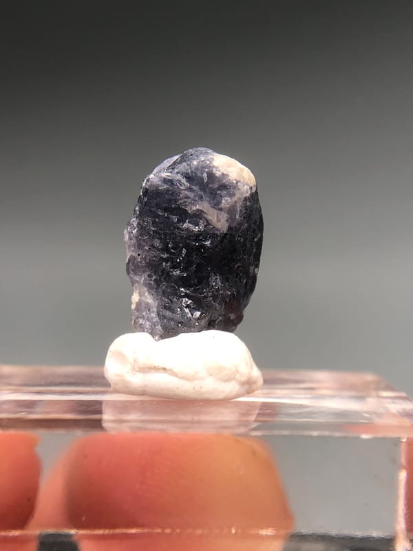Spinel from China, individual mineral specimen view 4