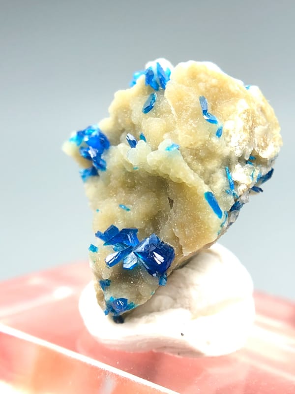 Veszelyite from Yunnan, China, individual mineral specimen view 2