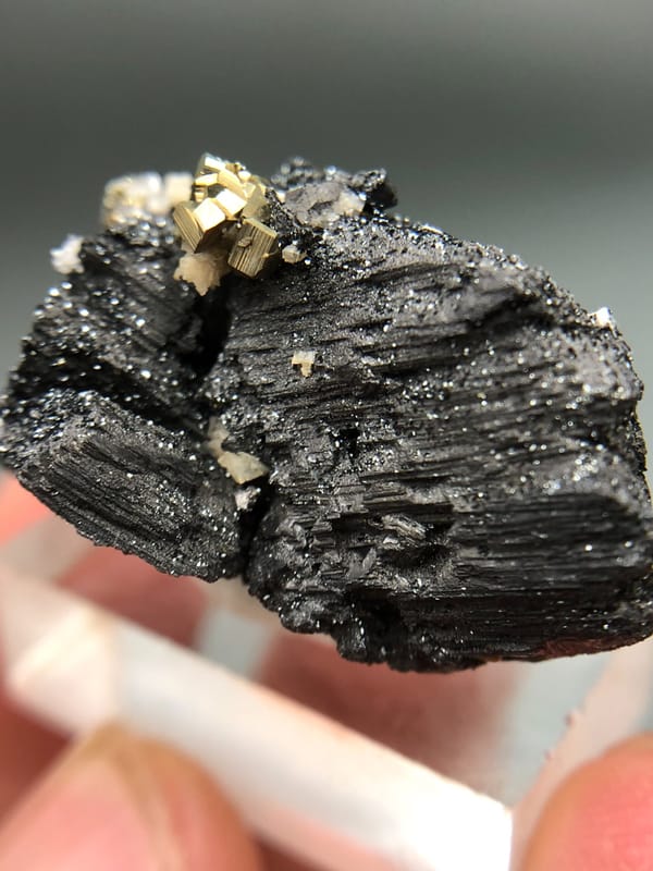Marmatite (iron-rich sphalerite) from Jiangxi, China, individual mineral specimen view 4