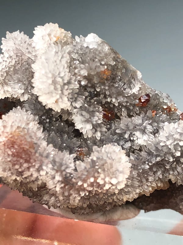 Quartz from Hunan, China, individual mineral specimen view 4