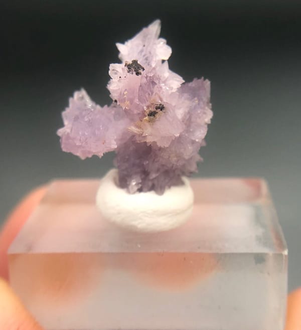Creedite from Guizhou, China, individual mineral specimen view 1