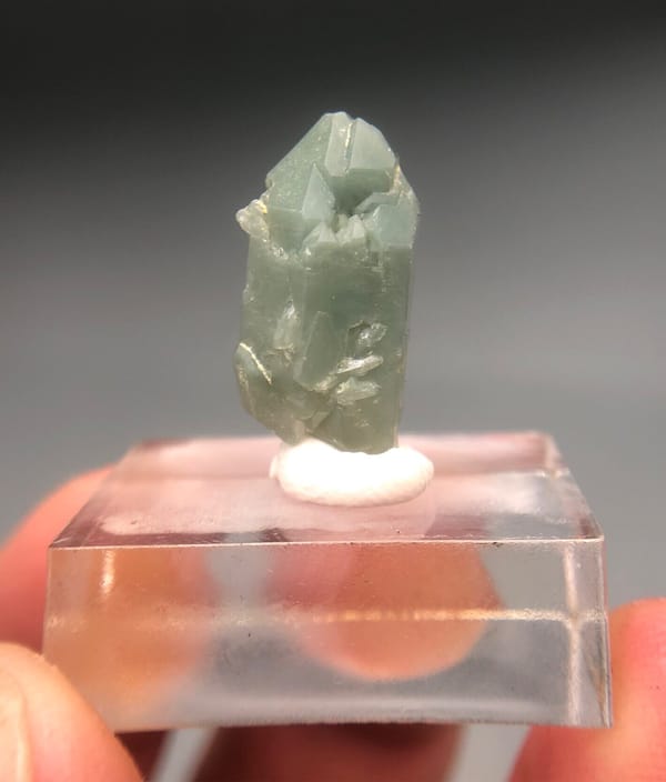 Quartz from Sichuan, China, individual mineral specimen view 1