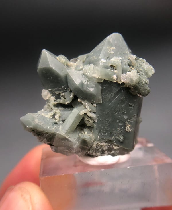 Quartz from Sichuan, China, individual mineral specimen view 7