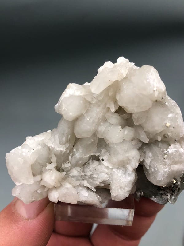 Quartz from Shangbao Mine, Leiyang, Hunan, China, individual mineral specimen view 3