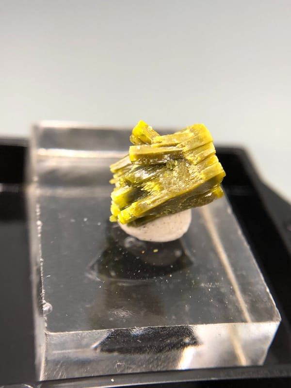 Pyromorphite from Guangxi, China, individual mineral specimen view 7
