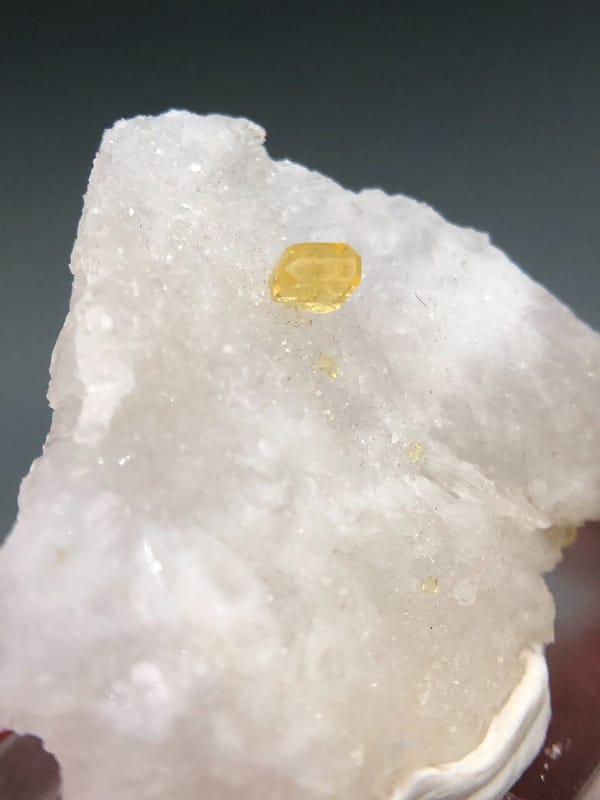 Baryte from Jiangxi, China, individual mineral specimen view 4