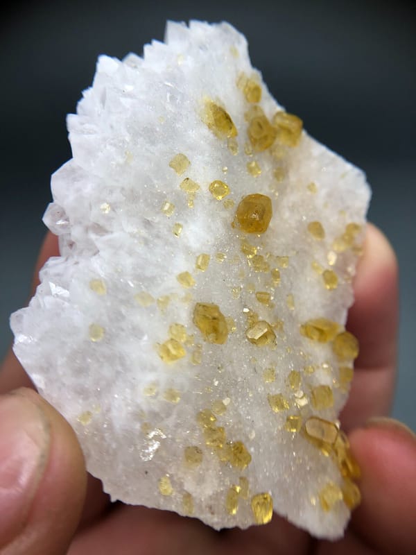 Baryte from Jiangxi, China, individual mineral specimen view 4