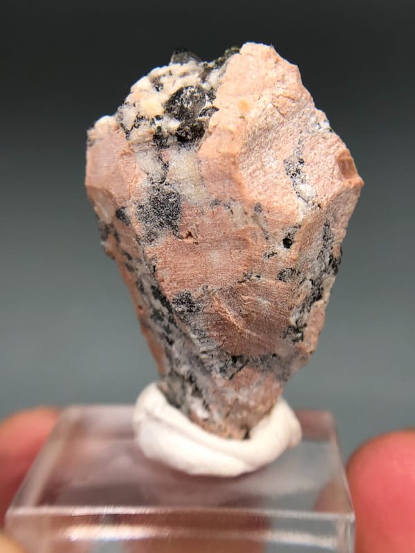 Quartz from Fujian, China, individual mineral specimen view 7