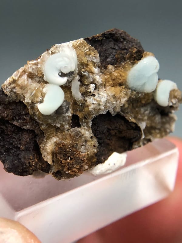 Hemimorphite from Arizona, USA, individual mineral specimen view 2
