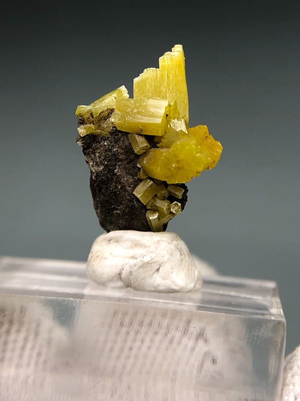 Pyromorphite from Guilin, Guangxi, China, individual mineral specimen view 4