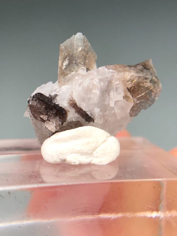 Axinite from Nandan, Guangxi, China, individual mineral specimen view 5