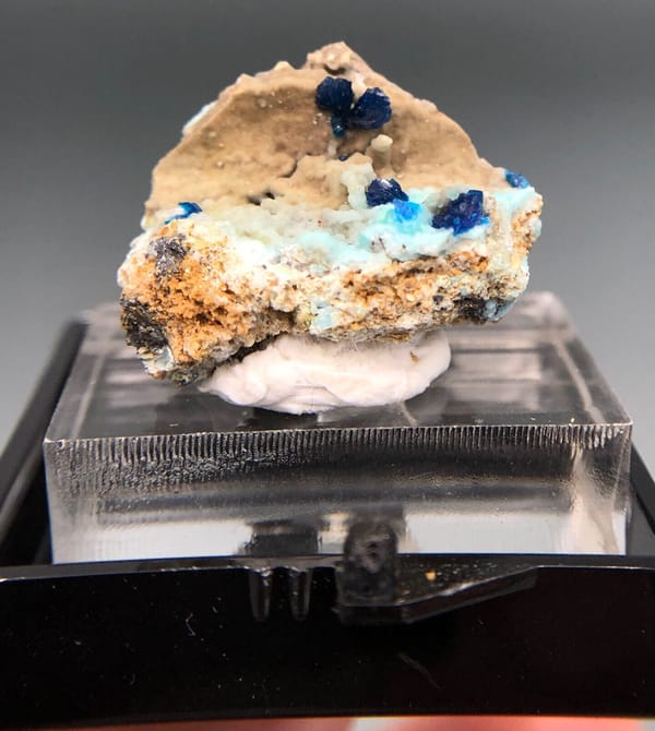 Veszelyite from Yunnan, China, individual mineral specimen view 1
