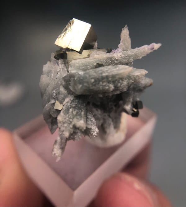 Quartz from Shangbao Mine, Leiyang, Hunan, China, individual mineral specimen view 7
