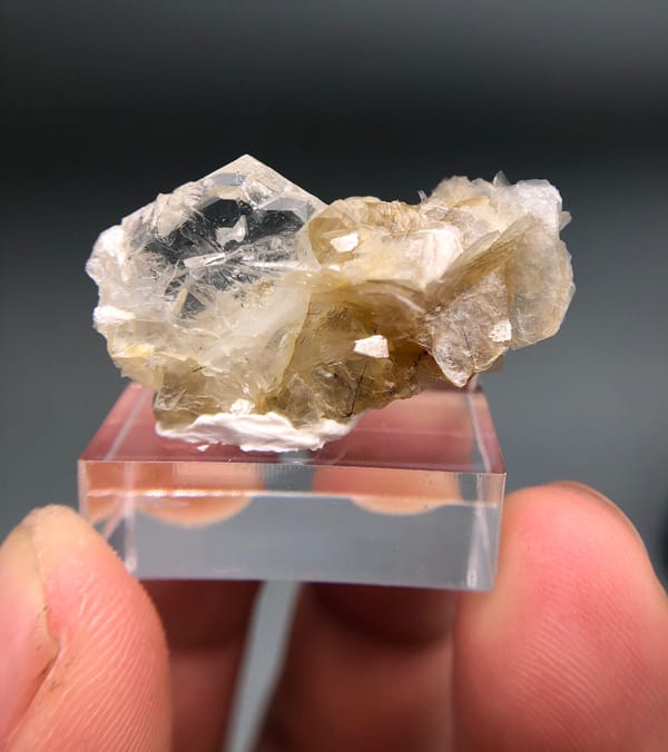 Aquamarine from Xuebaoding, Pingwu Co., Sichuan, China, individual mineral specimen view 1