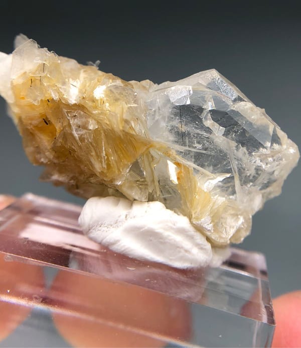 Aquamarine from Xuebaoding, Pingwu Co., Sichuan, China, individual mineral specimen view 4