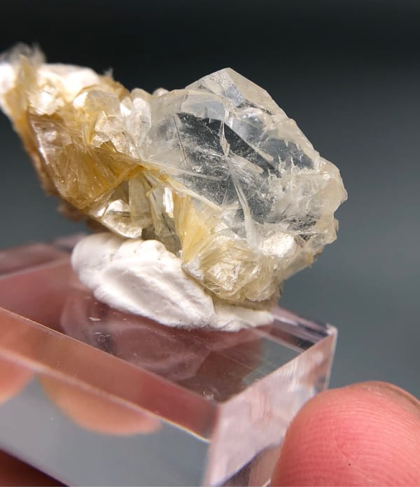 Aquamarine from Xuebaoding, Pingwu Co., Sichuan, China, individual mineral specimen view 5