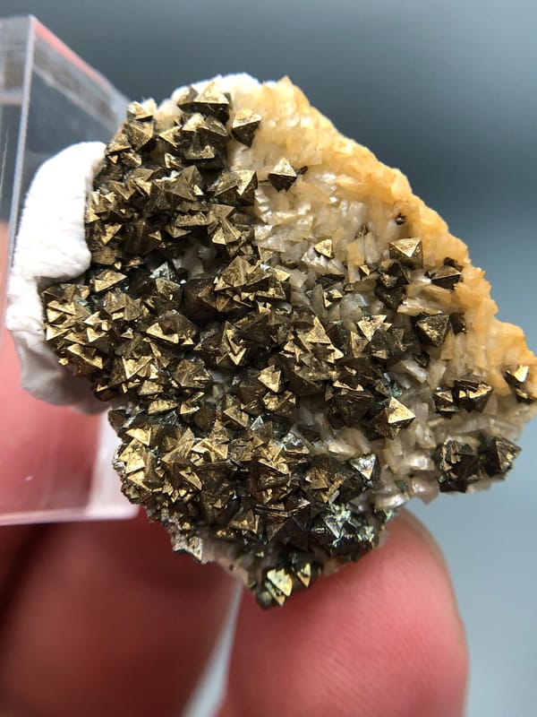 Pyrite from Hubei, China, individual mineral specimen view 7