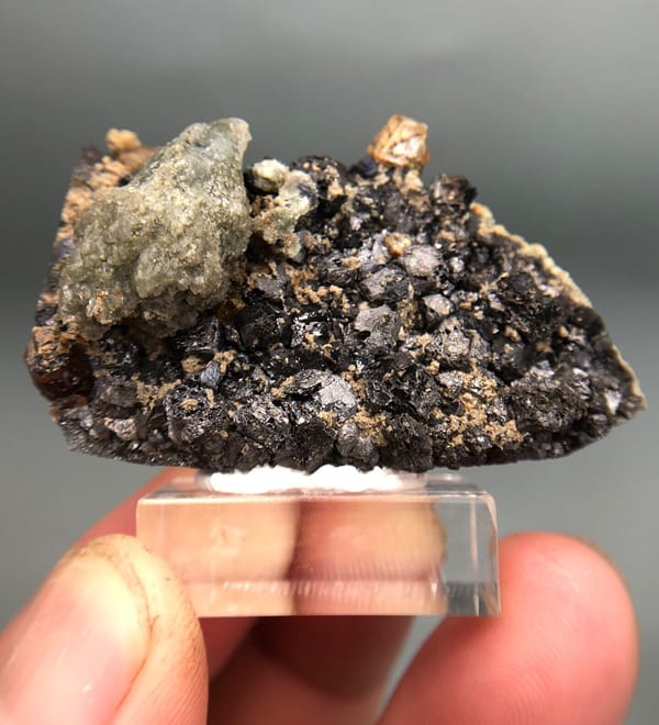 Quartz from Inner Mongolia, China, individual mineral specimen view 1
