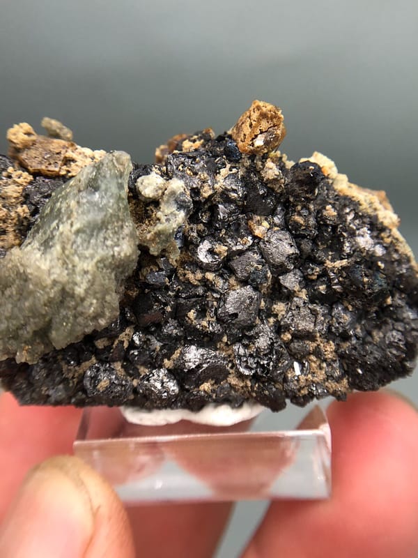 Quartz from Inner Mongolia, China, individual mineral specimen view 6