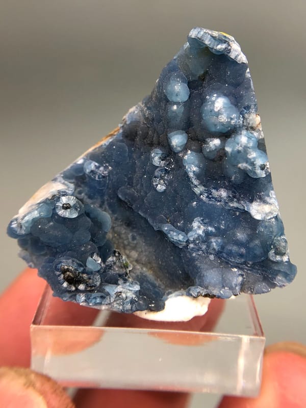 Plumbogummite from Gongcheng, Guangxi, China, individual mineral specimen view 1